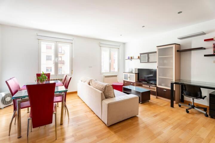 Mui Apartament Pampeluna